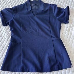 Figs scrub set navy blue- 2 small tops, 1 XS scrub pants